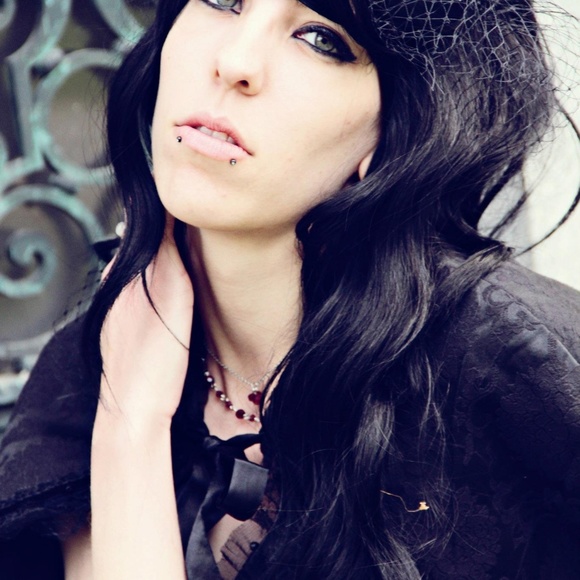 Meet Your Posher, Ajay - Picture 4 of 5